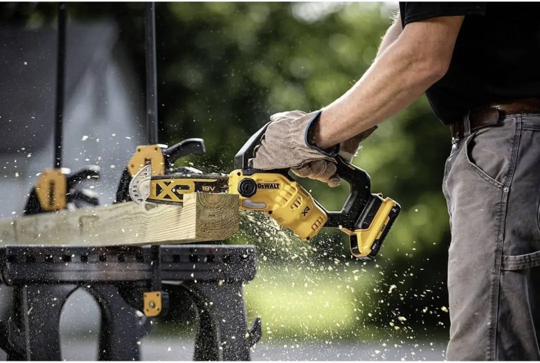 DeWalt DCMPS520N-XJ Snoeikettingzaag 18V - 20cm