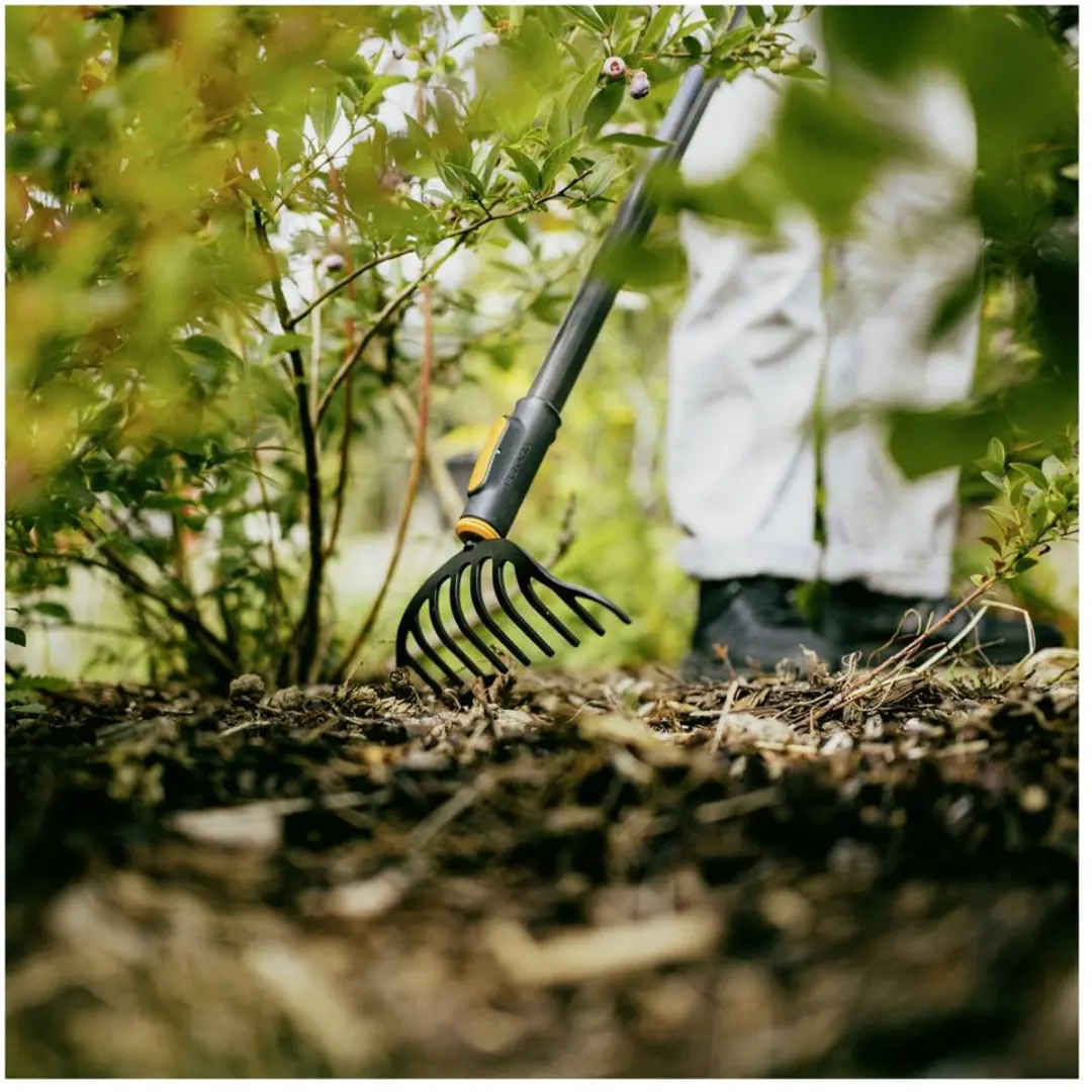Fiskars QuikFit Hark 243mm - 1 Stuk