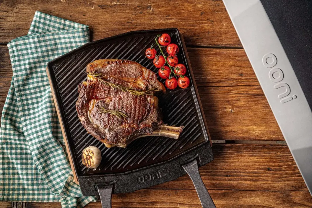 Ooni Grizzler Grillplaat STKY-00044478 - 20cm - Zwart/Teakhout