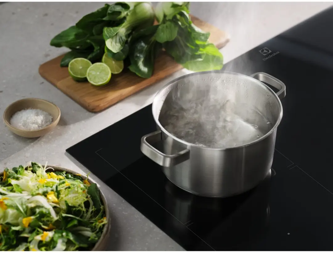 Electrolux LIT30230C Inductiekookplaat 3650W - 2 Branders Zwart