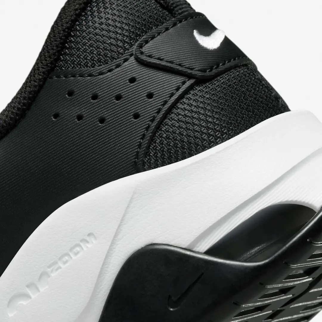 Nike Zoom Bella 6 Sportschoenen - Maat 41 - Zwart/Wit