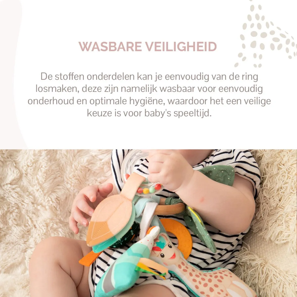 Sophie de giraf Activiteitenring - Rammelaar - Bijtring - Baby speelgoed - Kraamcadeau - Babyshower cadeau - Vanaf 3 maanden - 30x30x4 cm