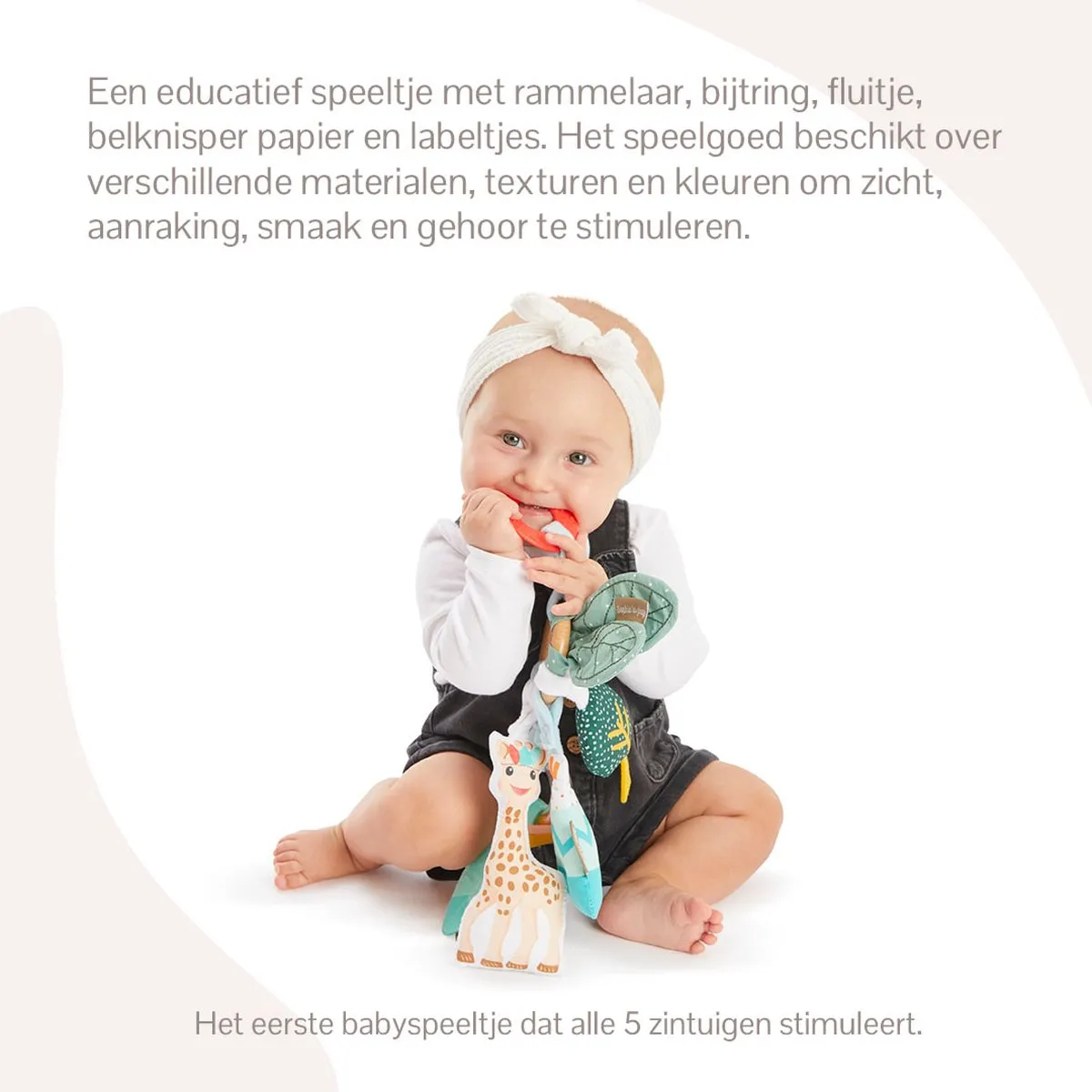 Sophie de giraf Activiteitenring - Rammelaar - Bijtring - Baby speelgoed - Kraamcadeau - Babyshower cadeau - Vanaf 3 maanden - 30x30x4 cm