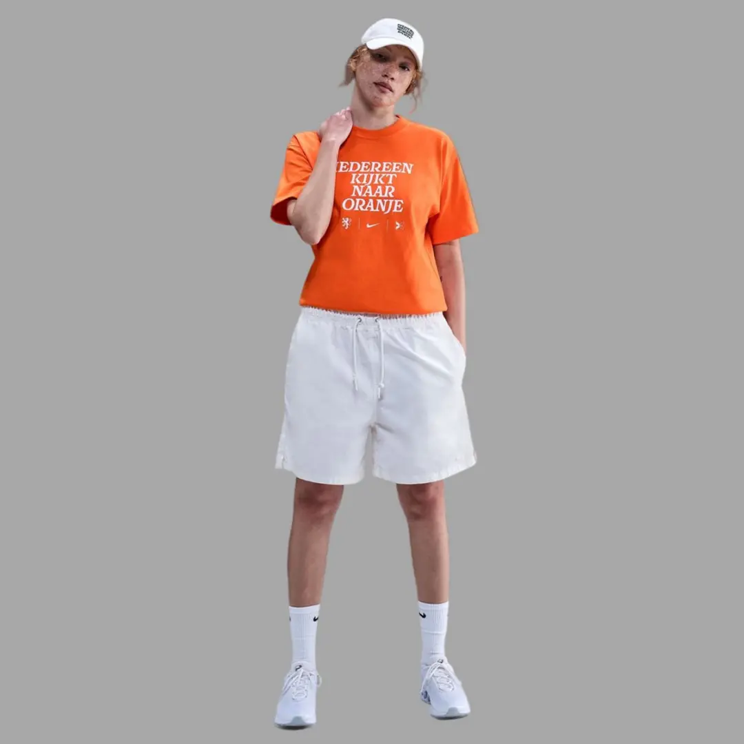 Nike x TOGETHXR Everyone Watches Sports T-shirt S - Oranje