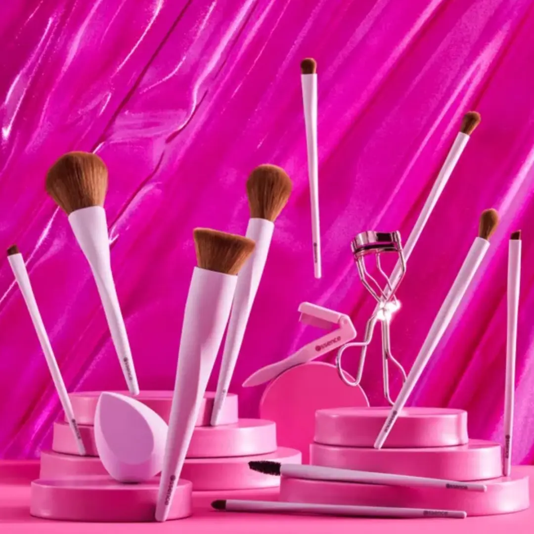 Essence Lash Curler 01