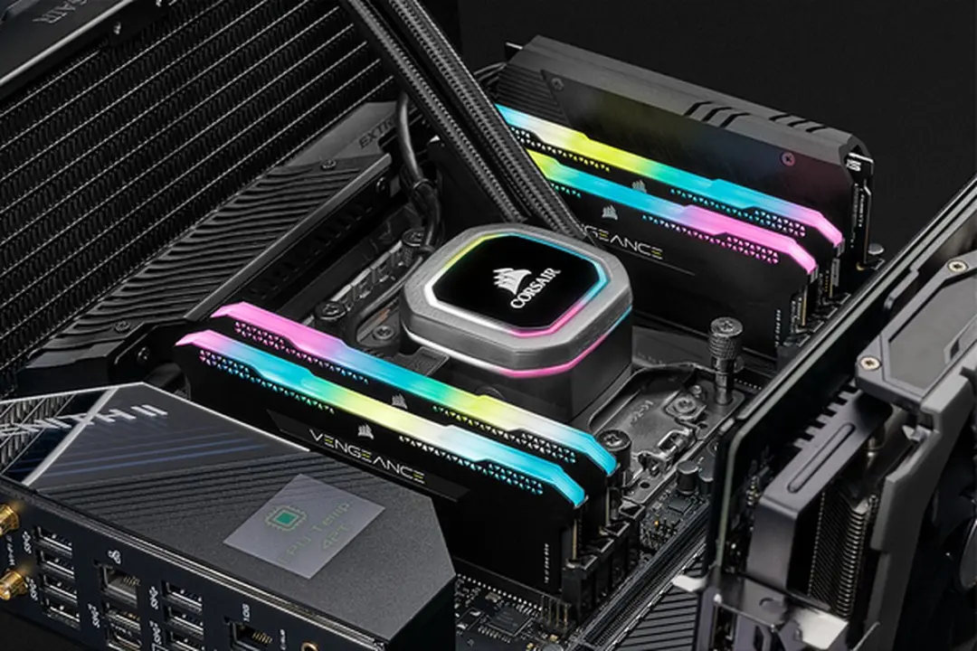Corsair CMH16GX4M2D3600C18 DDR4 RAM - 16GB 3600MHz CL18