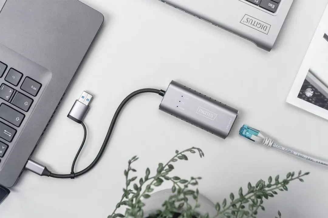 Digitus DN-3028 USB 3.1 Netwerkadapter 2.5Gbit - Kleurloos