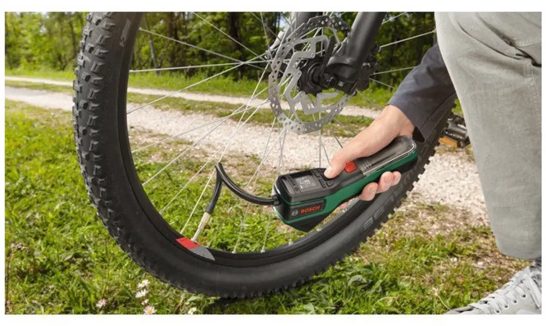 Bosch EasyPump Draadloze Luchtpomp Presta 10,3 bar - Groen - afbeelding 6 van 6