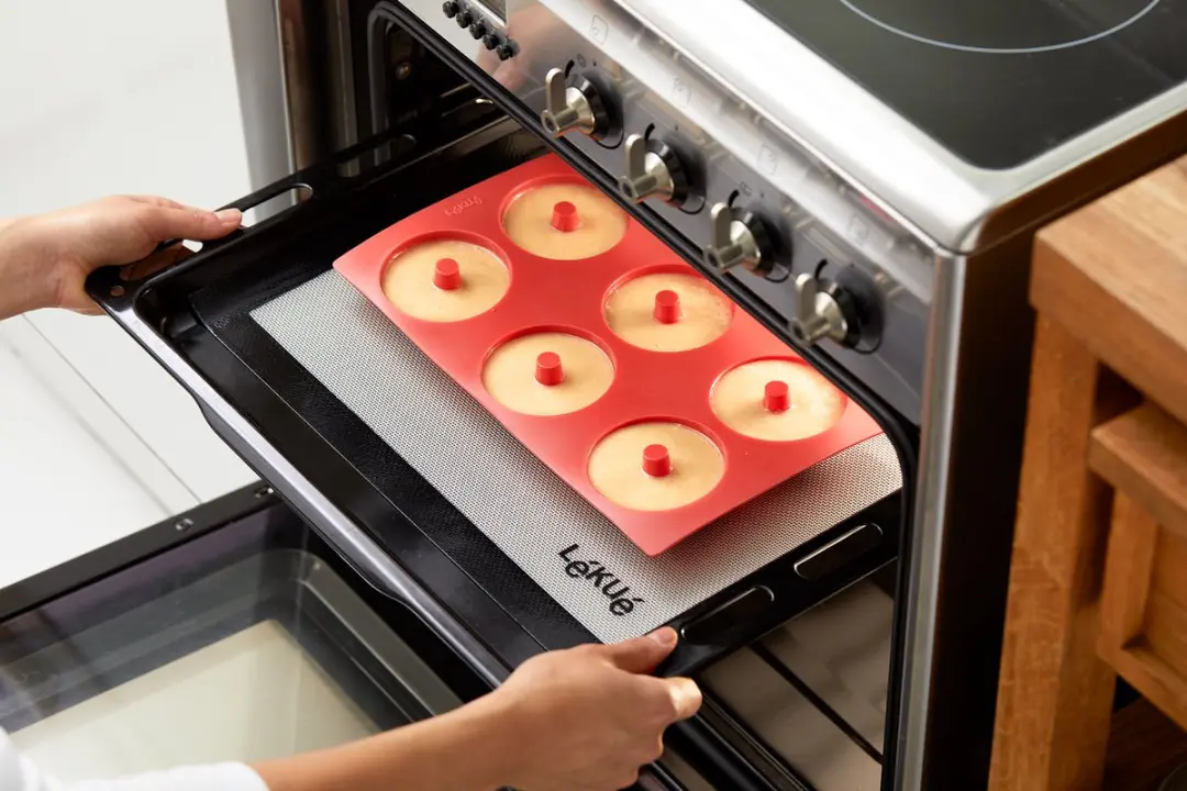 Lékué Bakvorm 6 Donuts/Bagels Siliconen - Rood