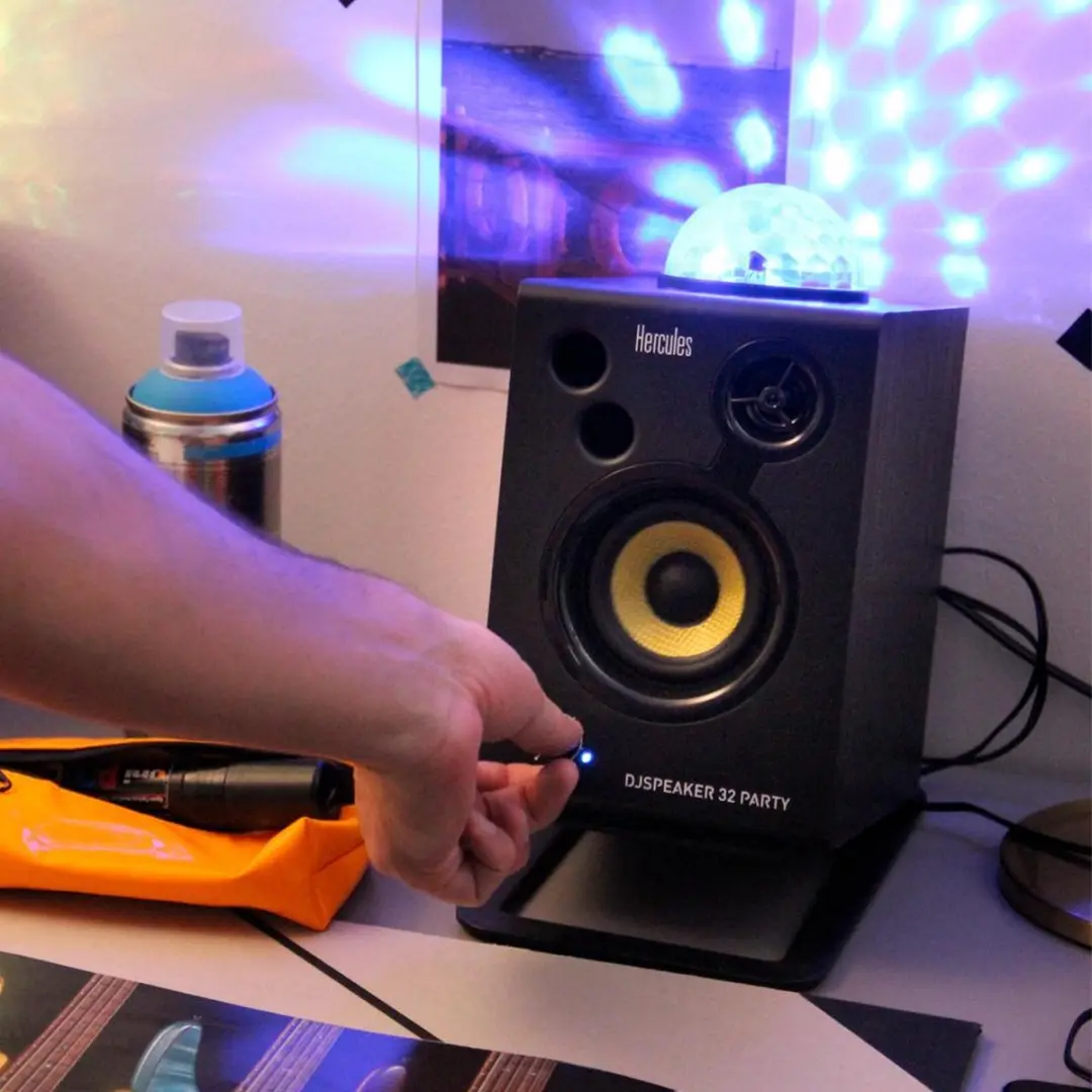 Hercules DJSpeaker 32 Actieve Studiomonitorset 2x 15W - Zwart