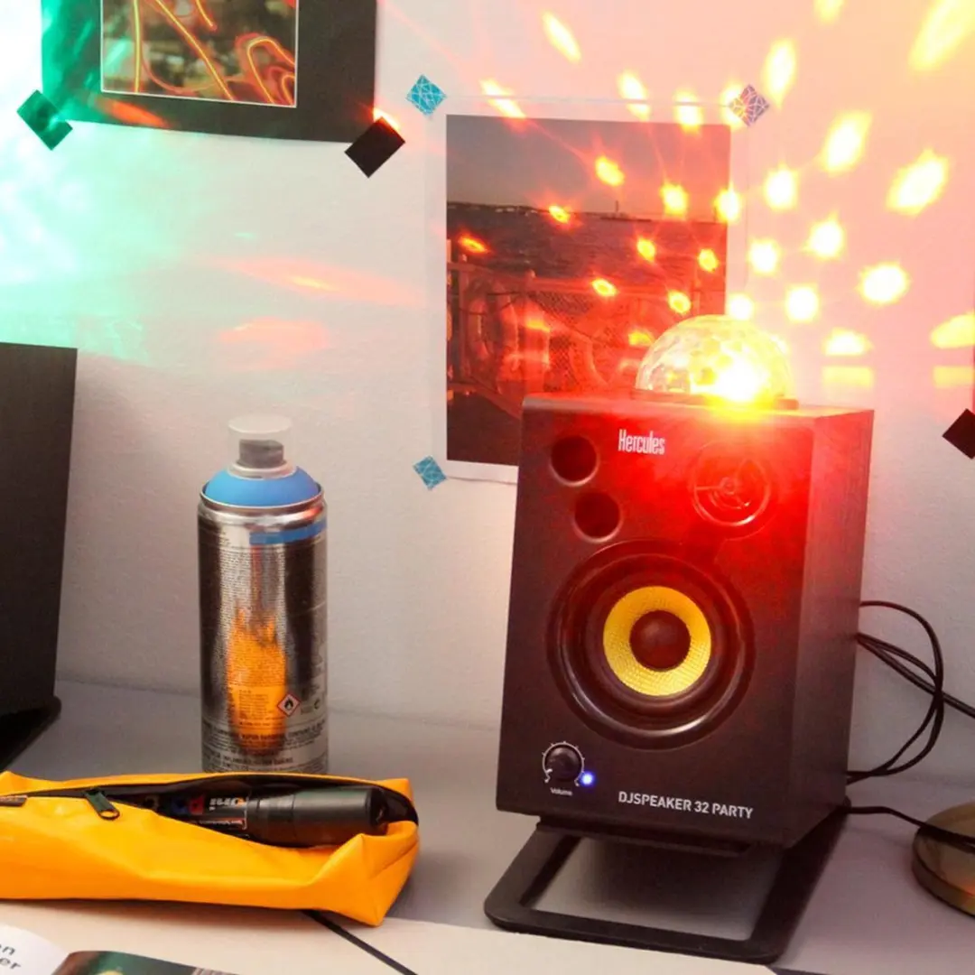Hercules DJSpeaker 32 Actieve Studiomonitorset 2x 15W - Zwart