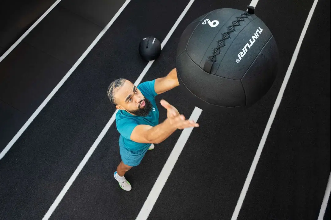 Tunturi Platinum Wall Ball 6kg - Zwart