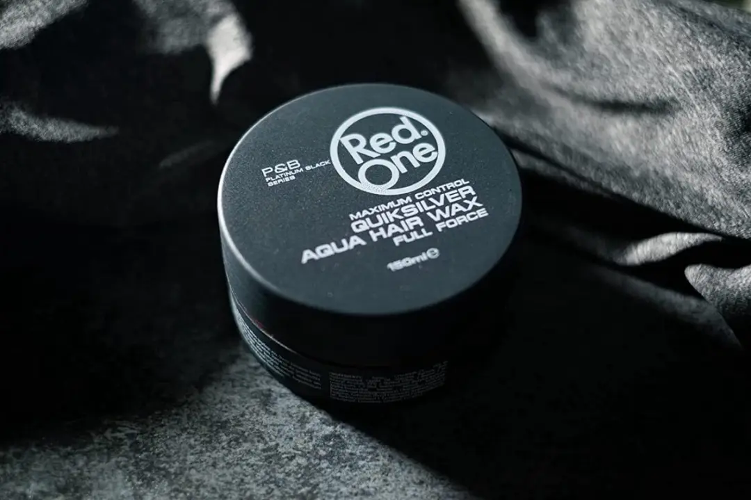 Red One Quicksilver Aqua Hair Wax 150ml - 12 Stuks