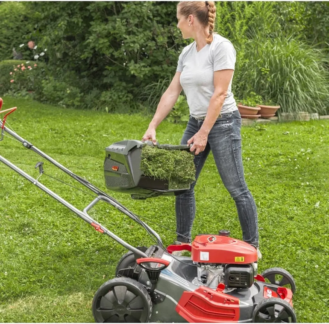 AL-KO Benzine Grasmaaier 2400W - 7 standen - 70L opvangbak