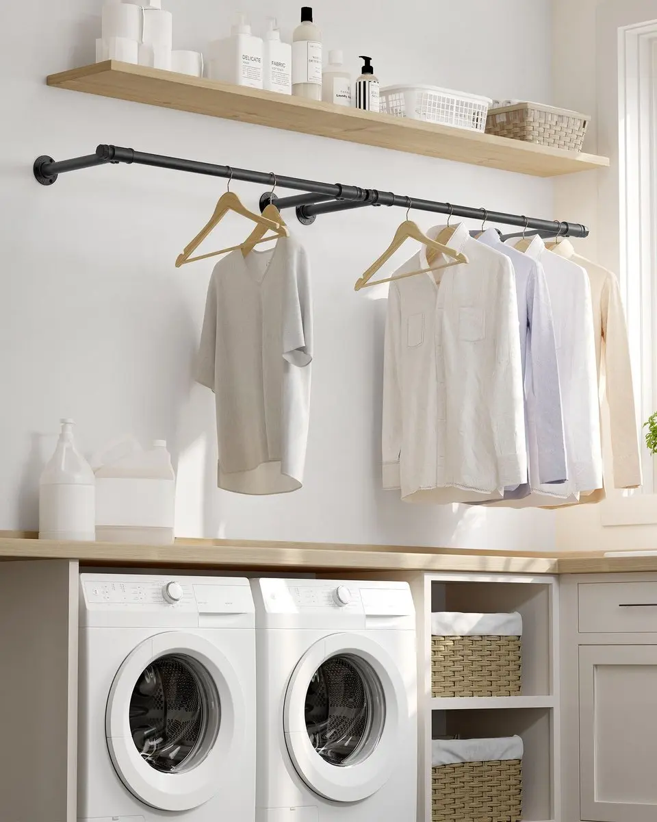 Songmics Klerenrek aan de muur 30x84cm - 60kg - Zwart