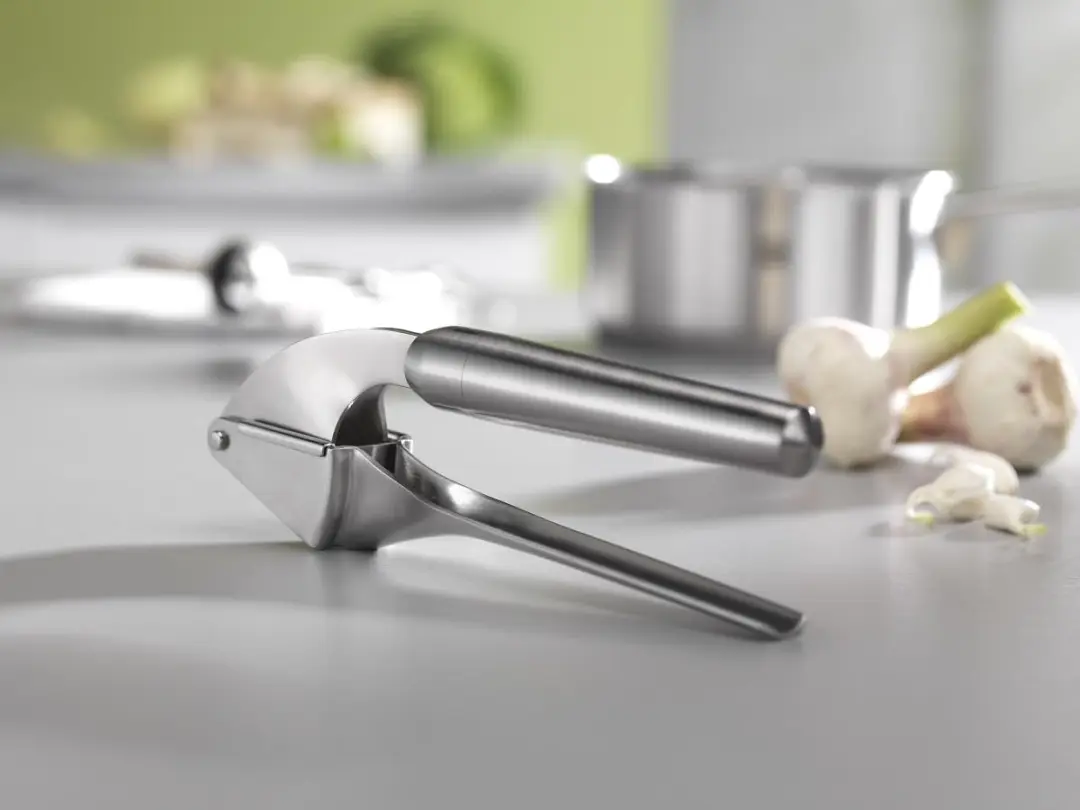 Zwilling Pro Knoflookpers 37160-019-0 - RVS - Zilver/grijs