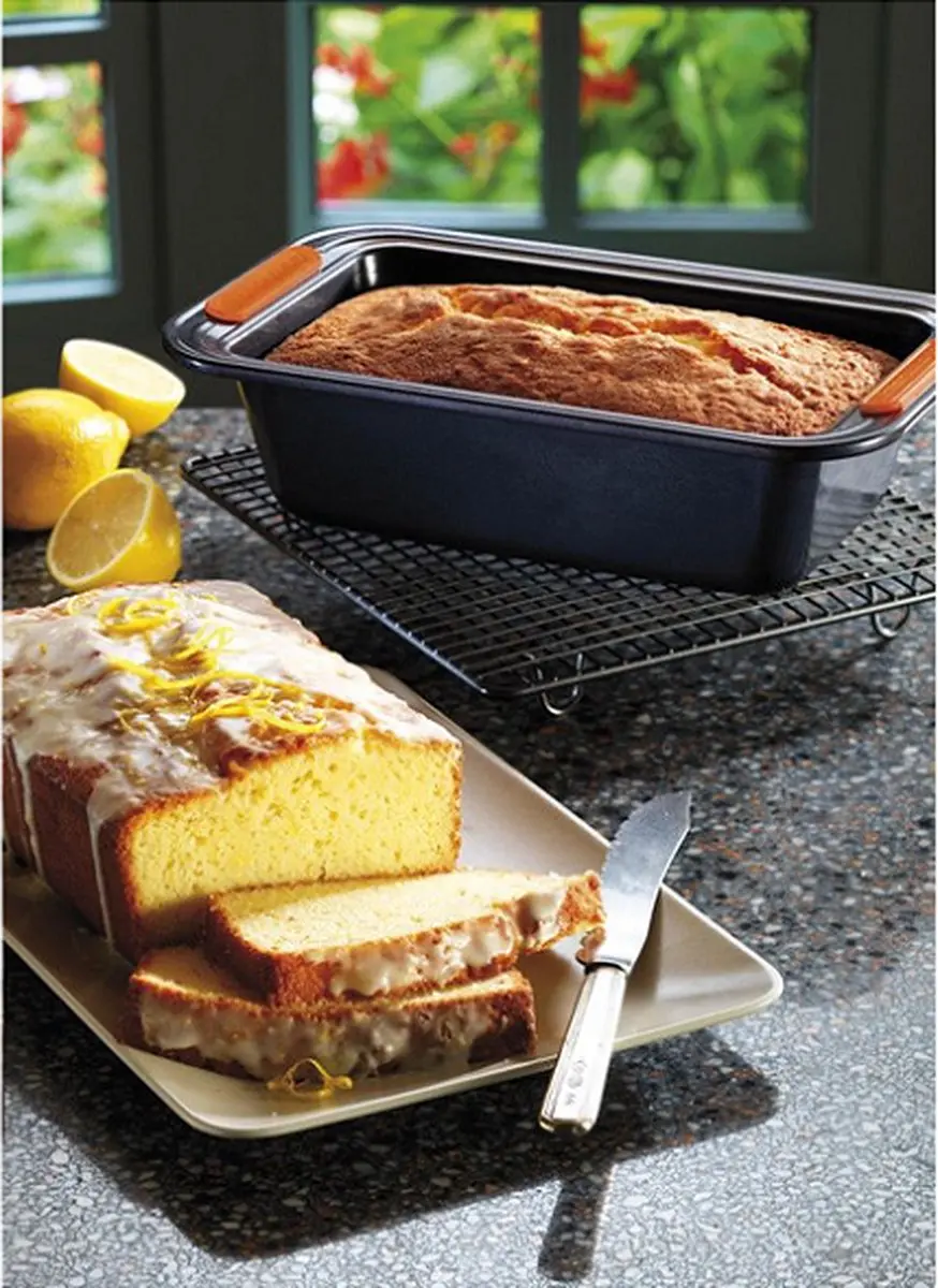 Le Creuset Cakevorm Patiliss 18.5x13.5cm - Zwart - afbeelding 4 van 5