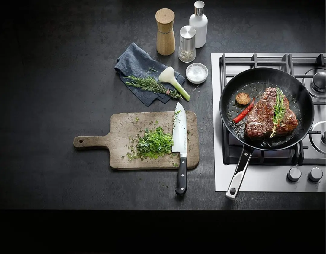 WMF Steak Profi Koekenpan 24cm - Inductie - Zwart