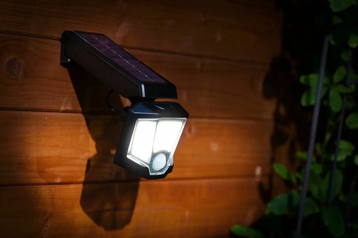 Eglo Z Solar Wandlamp LED 16.5cm - Zwart