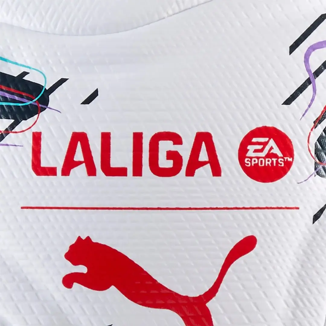 PUMA Stellar Nitro Ultimate LaLiga FIFA Quality Pro WP Voetbal - Wit 5