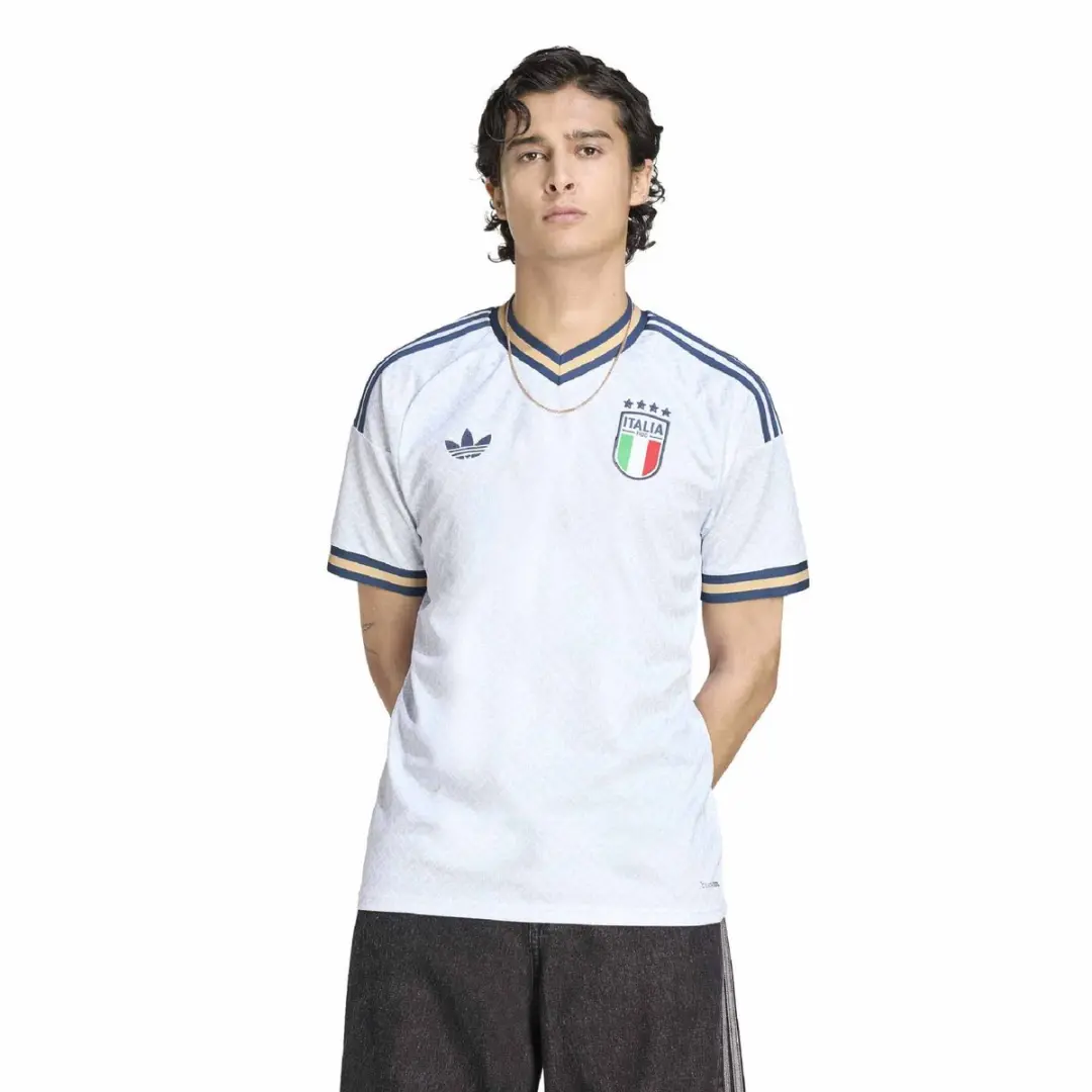 adidas Italië Uit Shirt Heren KC8704 - Maat M - Lichtblauw/Blauw/Goud