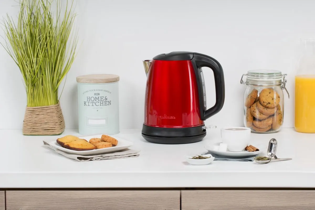 Moulinex Subito BY550510 Waterkoker - 2400W 1.7L - Rood