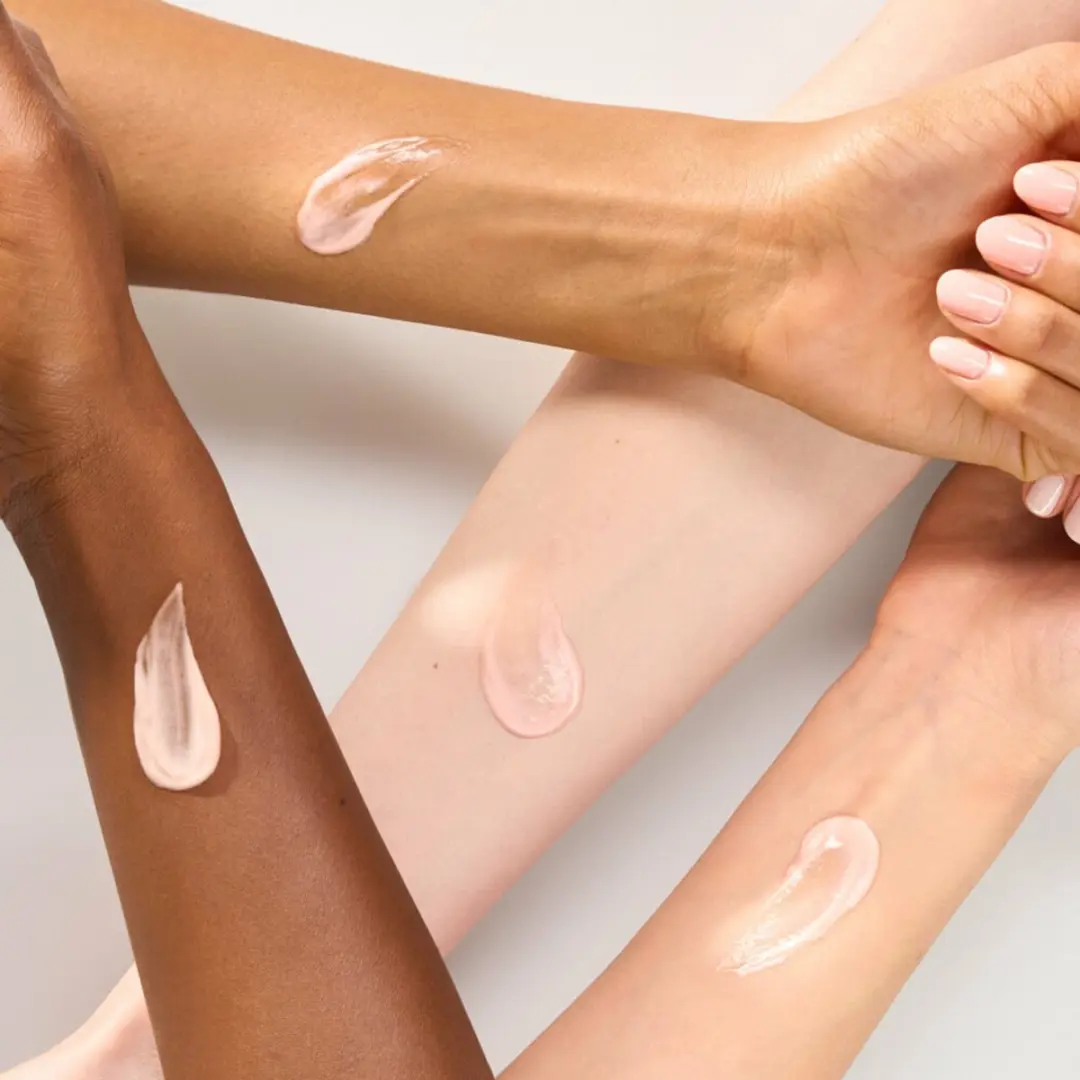 Essence Silky Blur Poreless Primer 30ml - Transparant