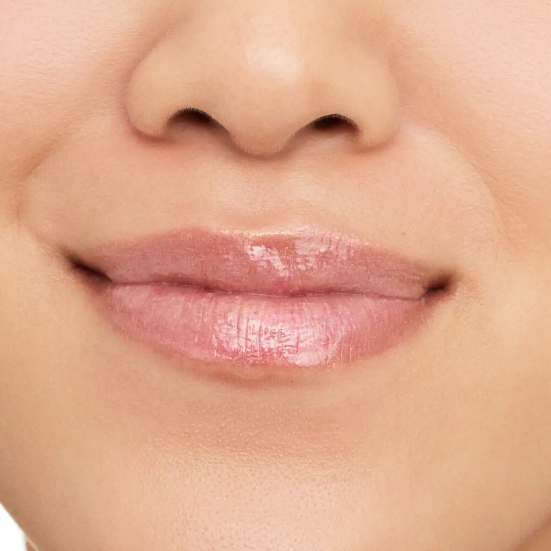 Essence Pearly Potion Lipgloss 01 Golden Peach - 2,5 ml