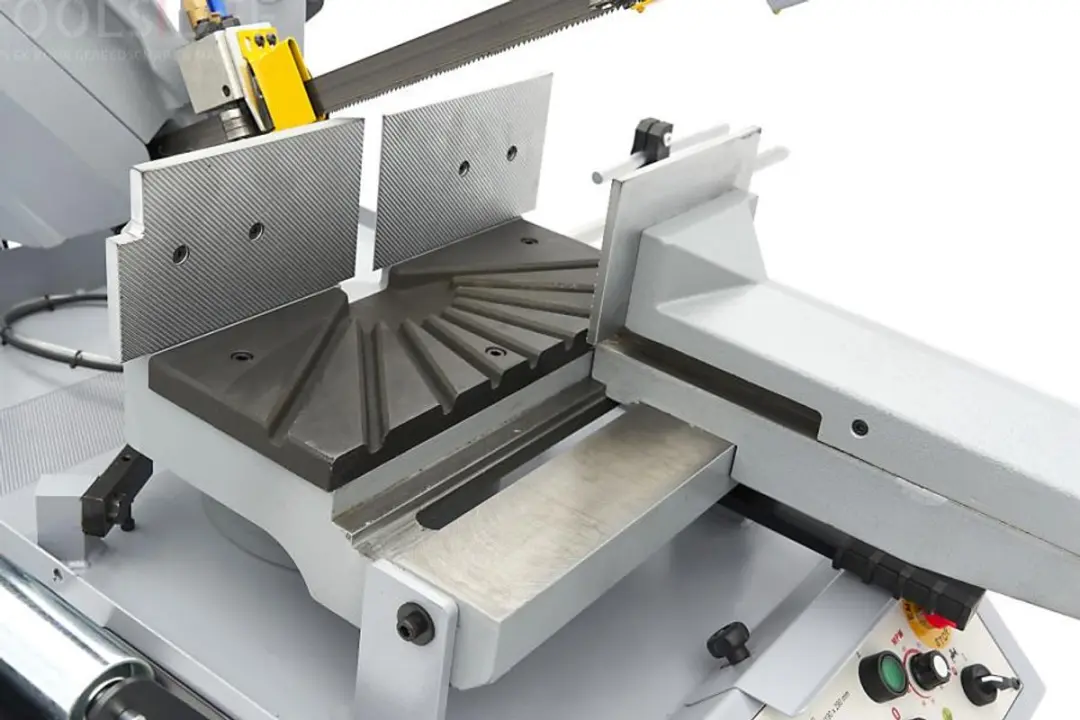 HBM 280NL Metaallintzaag 1500W - 400V