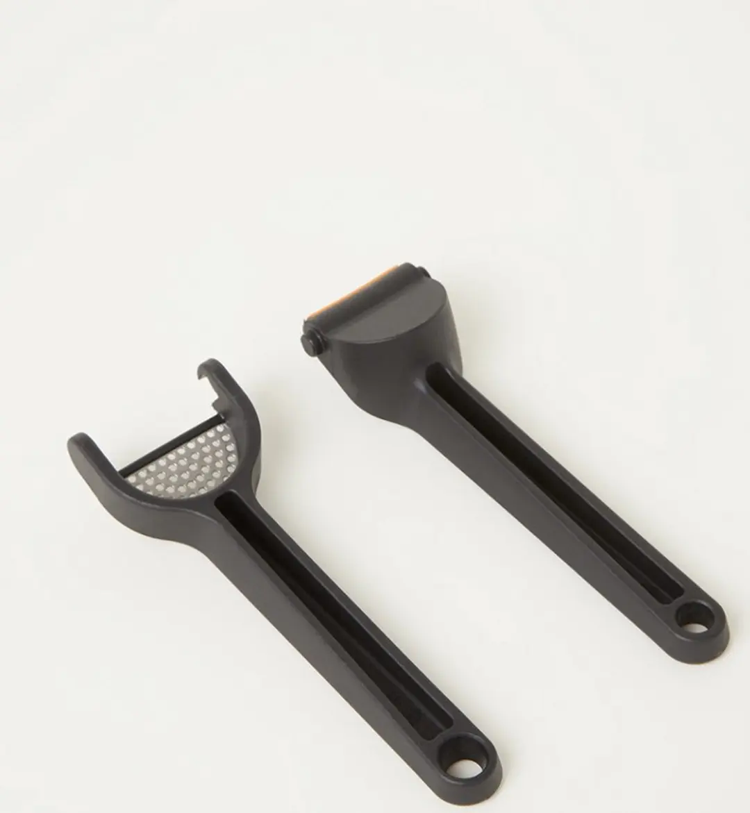 Fiskars Functional Form Knoflookpers 1028361 - Zwart/Oranje