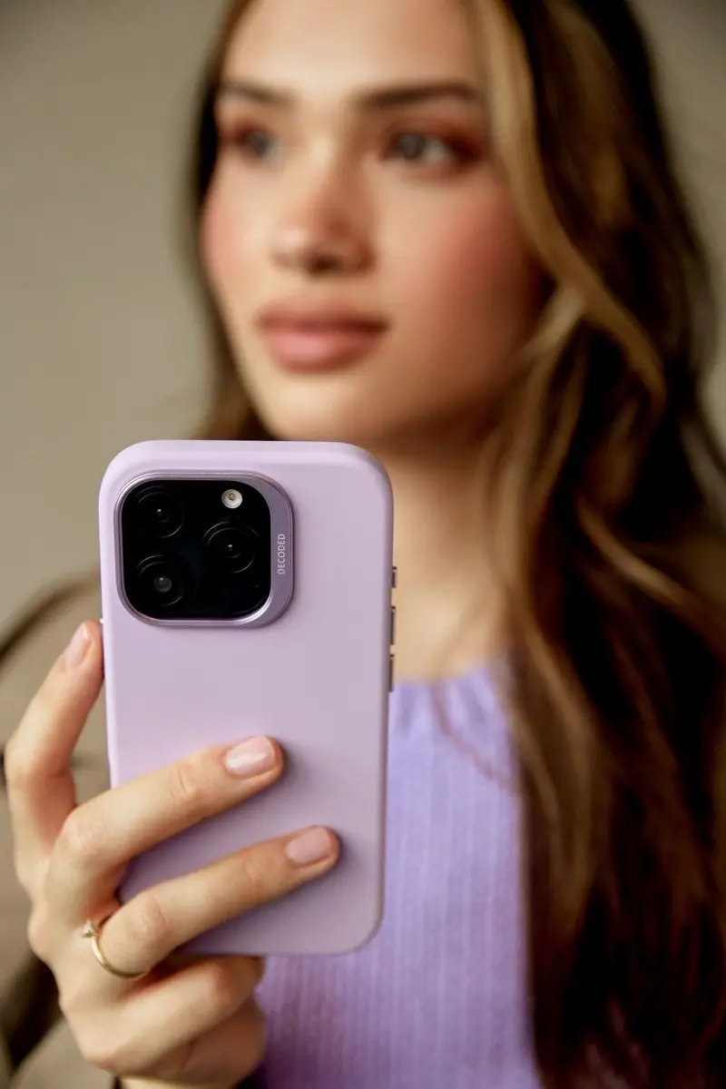 Decoded Siliconen Hoesje iPhone 15 Pro - Lilac Paars
