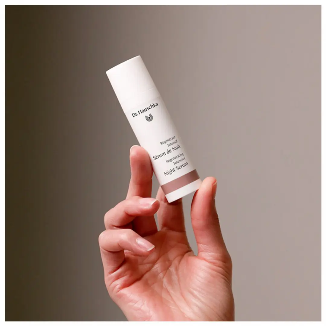Dr. Hauschka Regenerating Intensive Night Serum 30ml
