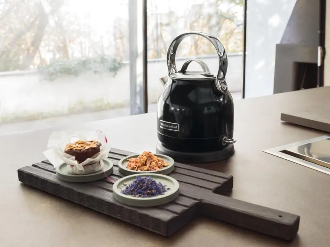 KitchenAid 5KEK1222EOB Waterkoker - 2000W - 1.2L - Onyx Zwart