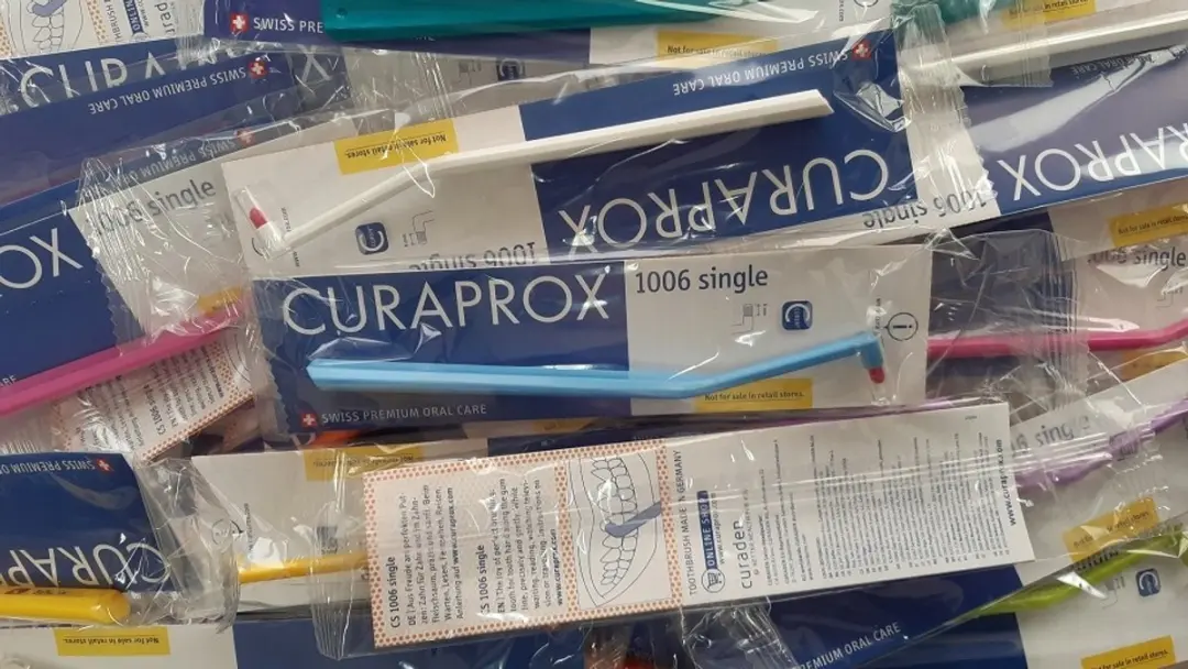 Curaprox CS 1006 Enkele Borstel - Implantaten & Beugels