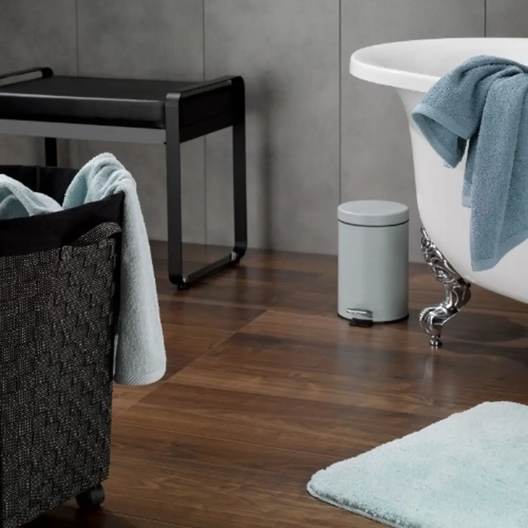 Kela Porto Wasmand met Wieltjes 106L - Wit