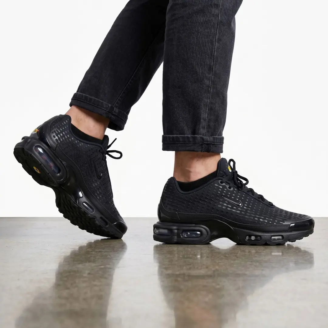 Nike Air Max Plus TN VII HQ2197-001 Heren Sneakers - Zwart - afbeelding 3 van 6