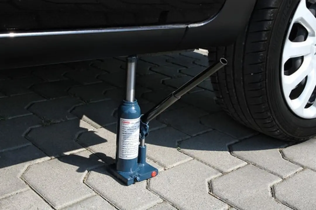 Lampa Potkrik 2000 KG - Zwart