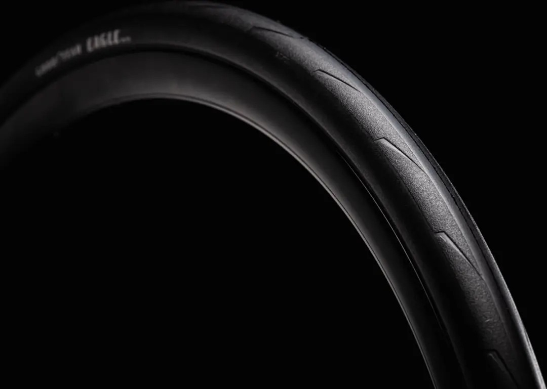 Goodyear Eagle 700X32C Raceband - Zwart