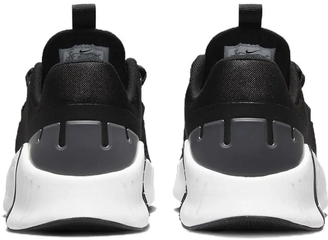 Nike Free Metcon 5 Trainingsschoenen 40.5 - Zwart/Wit