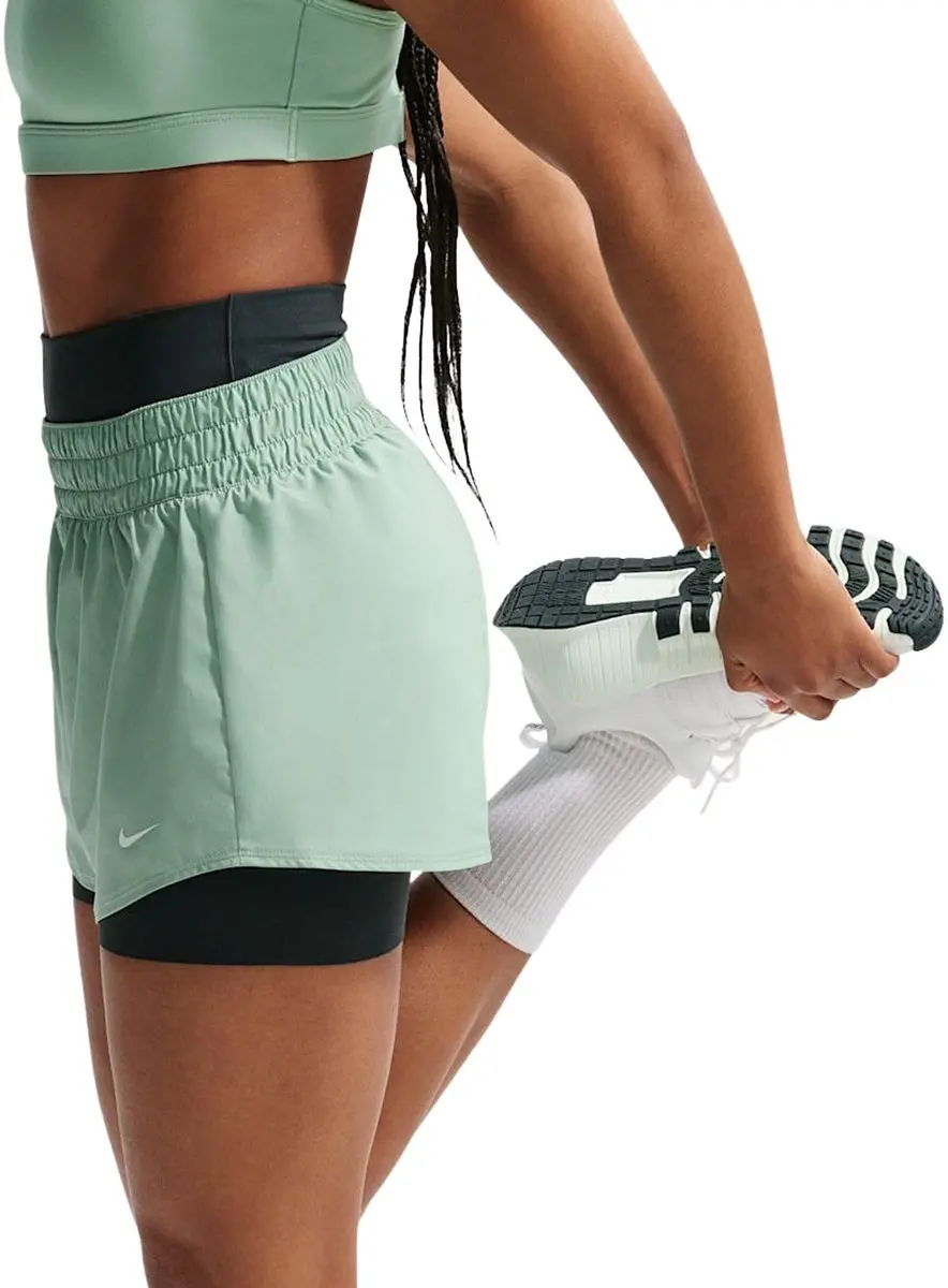 Nike One Dri-FIT Short Dames S - Groen