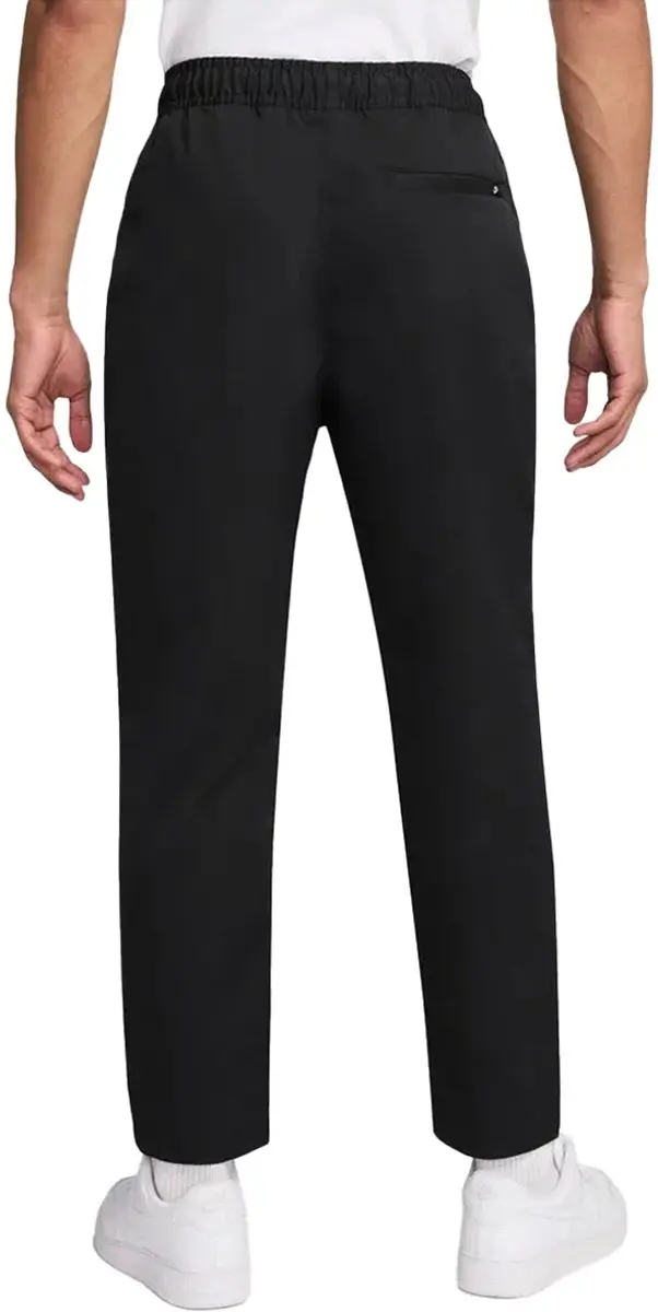 Nike Club Woven Tapered Broek - S - Zwart