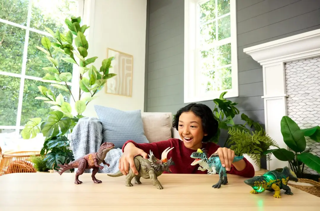 Jurassic World Survival Wild Roar Triceratops JKL81 - 3x AAA - afbeelding 6 van 6