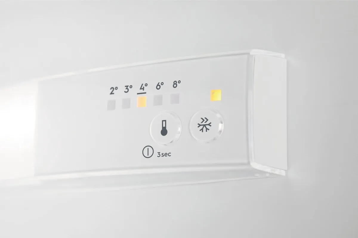 AEG TSC5S181ES Inbouw Koel-Vriescombinatie 267L