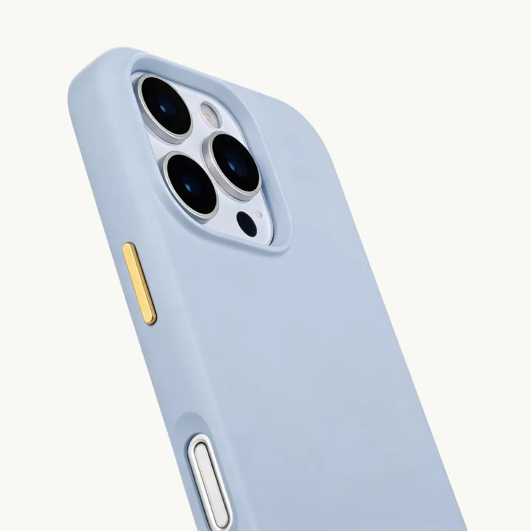 Selencia Hoesje iPhone 16 Pro Rivièra - Powder Blue - MagSafe