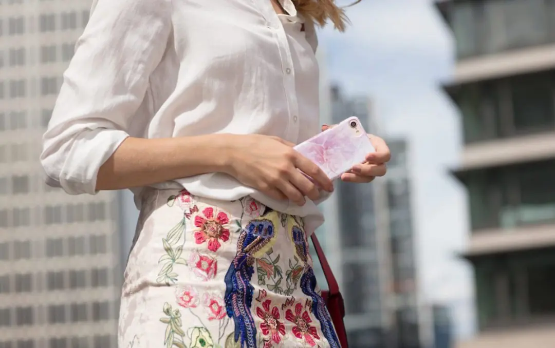 iDeal of Sweden iPhone 8/7/6(s) Fashion Hoesje - Roze - afbeelding 6 van 6