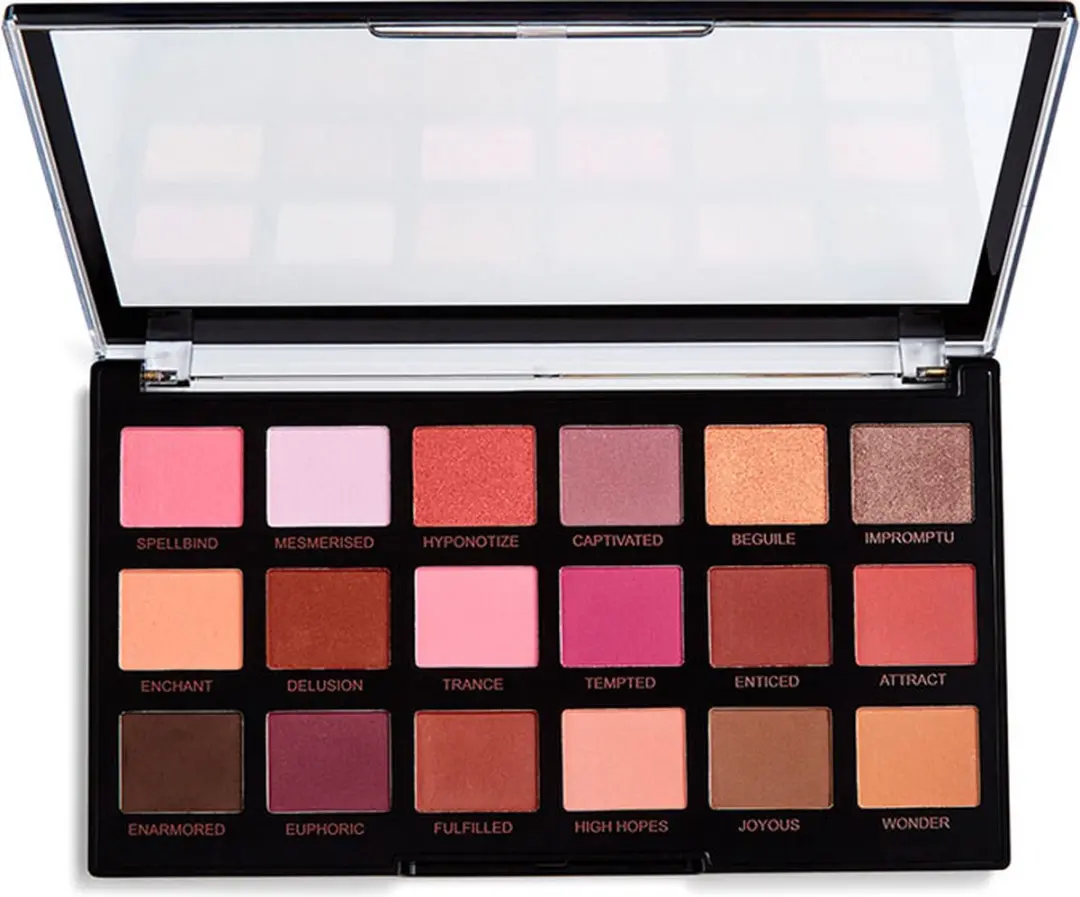 Makeup Revolution Pro Regeneration Oogschaduw Palette Entranced - 18 Stuks