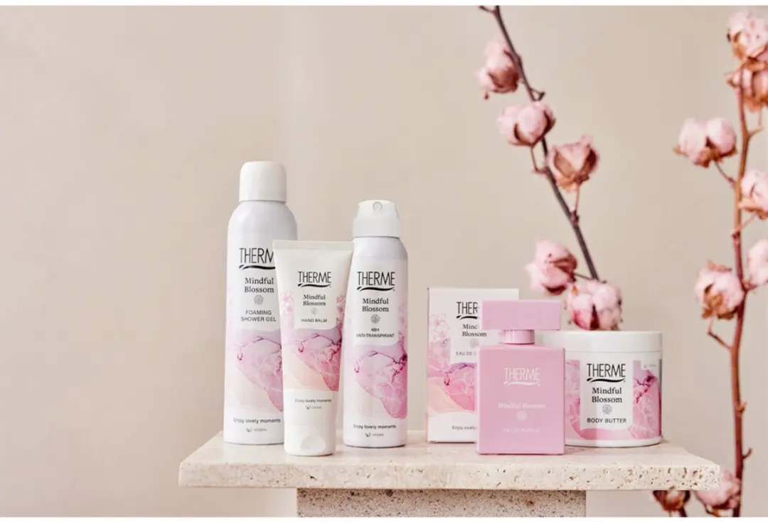 Therme Mindful Blossom Shower Scrub 200ml
