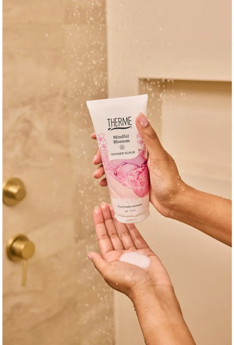 Therme Mindful Blossom Shower Scrub 200ml