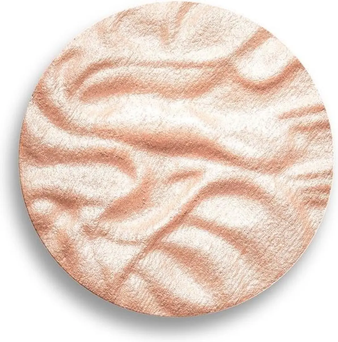 Makeup Revolution Reloaded Dare to Divulge Highlighter - Champagne Rose Goud - afbeelding 6 van 6