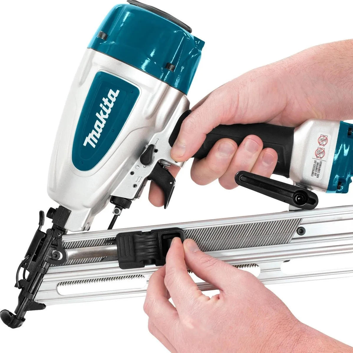 Makita AF635 Brad tacker 8 bar - 15 Ga - in koffer - afbeelding 6 van 6